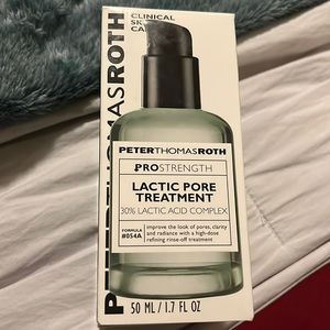 Peter Thomas Roth lactic pore treatment